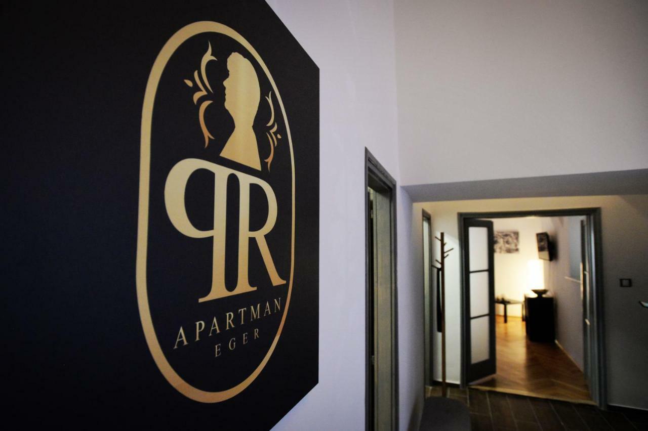 Pr Apartman Еґер Екстер'єр фото